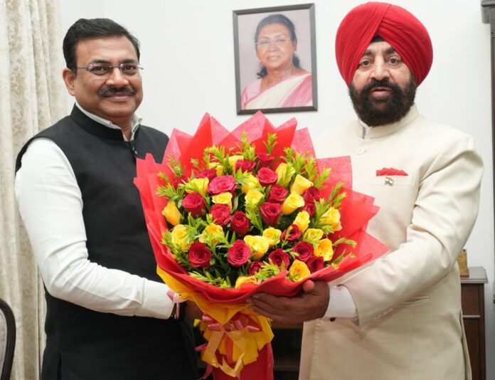 राज्यपाल लेफ्टिनेंट जनरल गुरमीत सिंह (से नि)