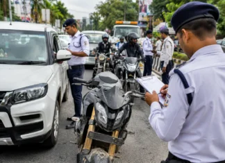 देहरादून में बिना नंबर प्लेट वाहनों पर बड़ा एक्शन, 4 महीने में 2578 चालान