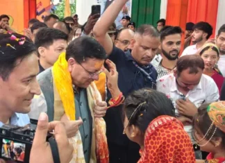 मुख्यमंत्री पुष्कर सिंह धामी ने टनकपुर से दिखाई मानसरोवर यात्रा 2026 को हरी झंडी, 51 यात्रियों का पहला दल रवाना; शारदा तटबंध परियोजना का भी होगा शिलान्यास