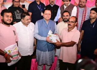 जनसमस्याओं का समयबद्ध समाधान करें अधिकारी, जनता को न लगाने पड़ें कार्यालयों के चक्कर: मुख्यमंत्री धामी